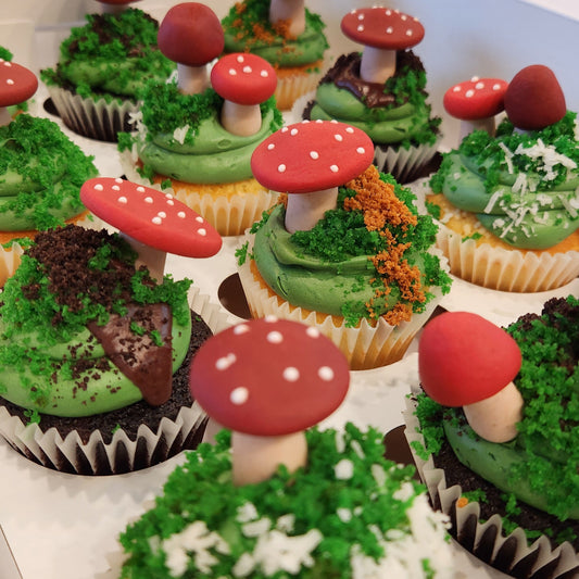 woodland cupcake